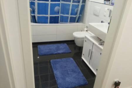 Zimmer Mit Eigenem Bad In Maerchenstadt! Heidelberg Bagian luar foto