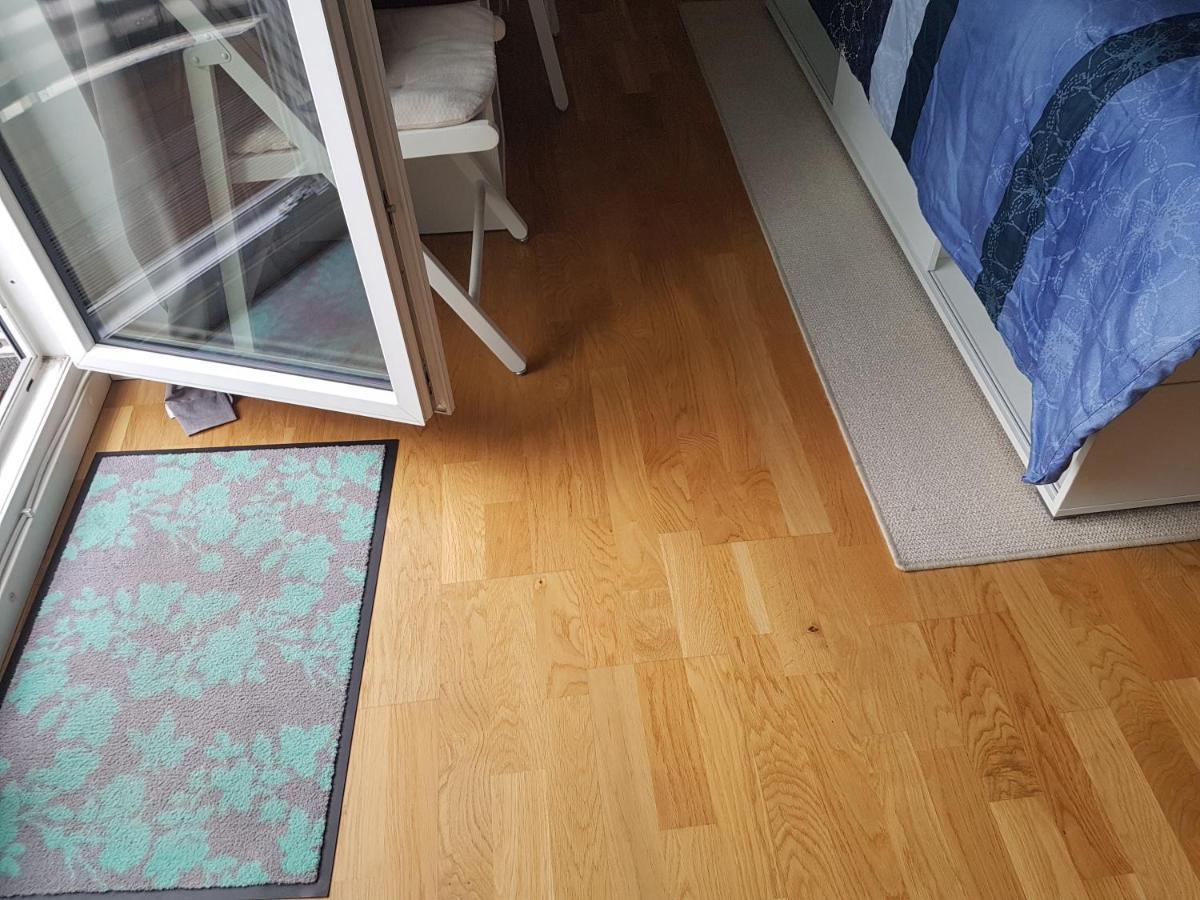 Zimmer Mit Eigenem Bad In Maerchenstadt! Heidelberg Bagian luar foto